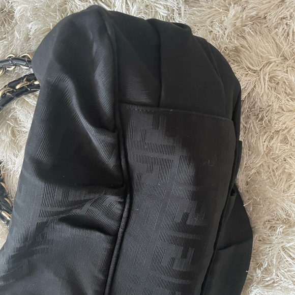 Fendi Zucca Baguette Shoulder Bag - Picture 3 of 11